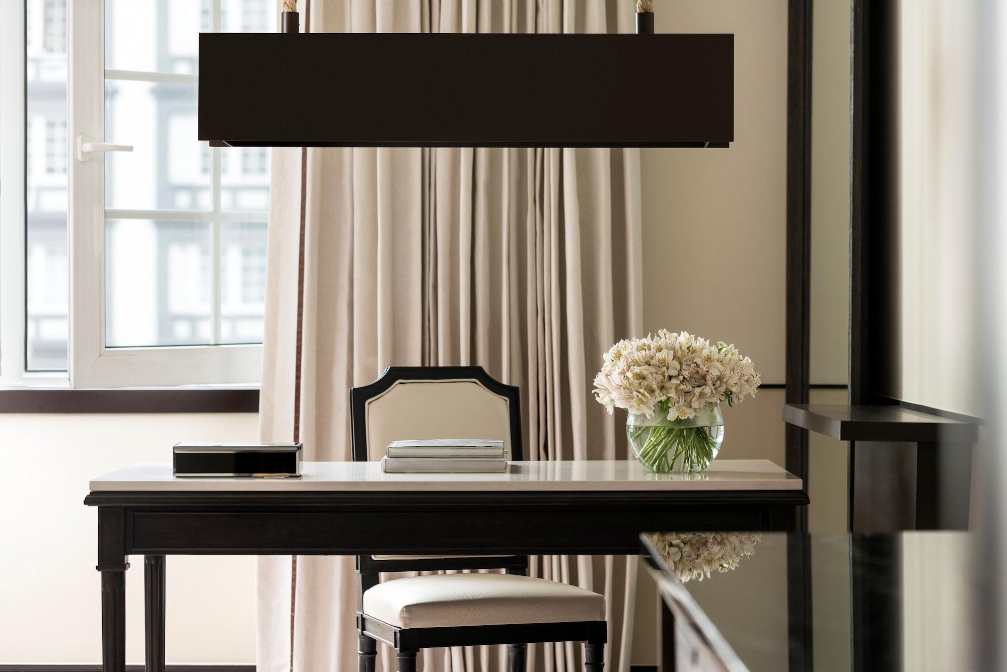 Hotel Four Seasons 5*