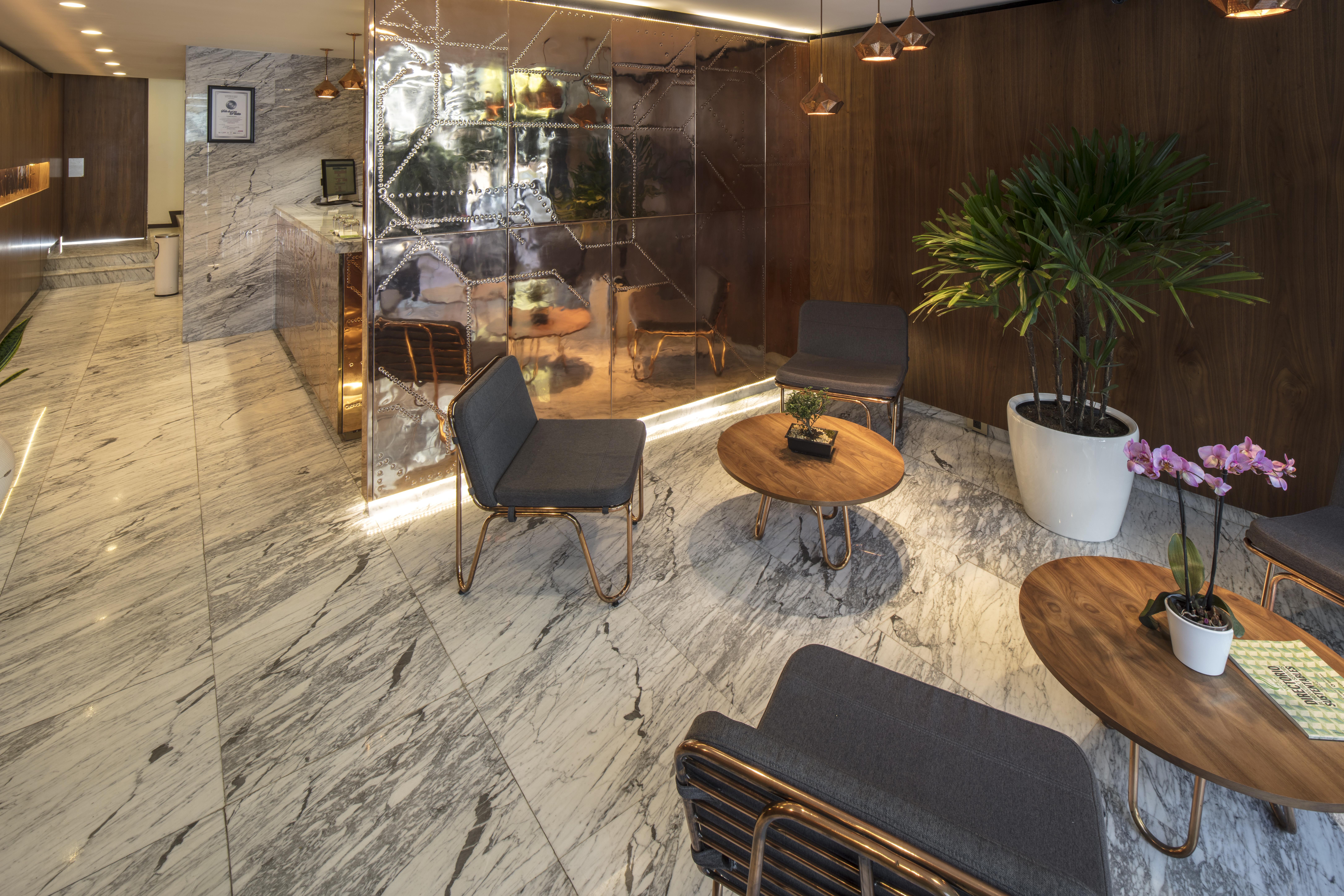 Flowsuites Wtc Aparthotel