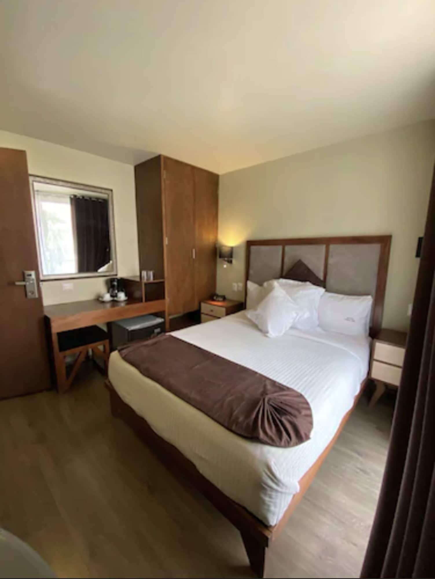 Suites Lerma 2* Mexico City