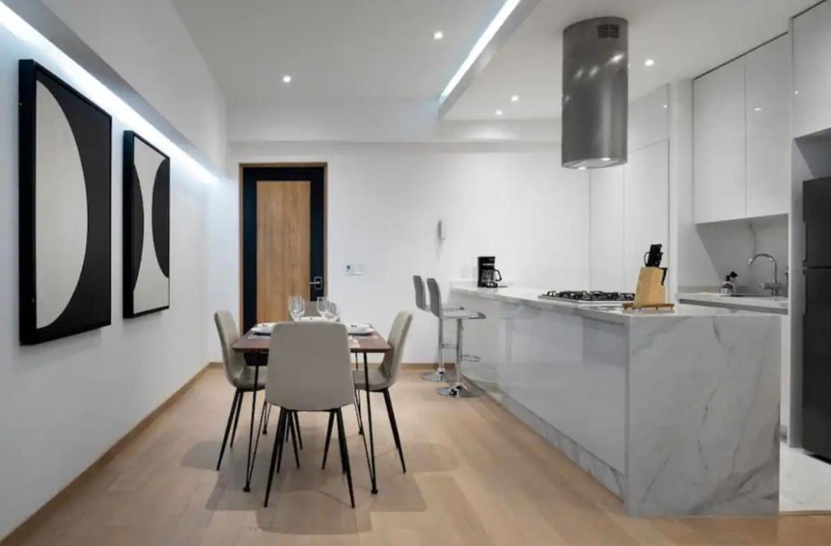 Trendy Condesa 2 Bedroom With Terrace Apartment *