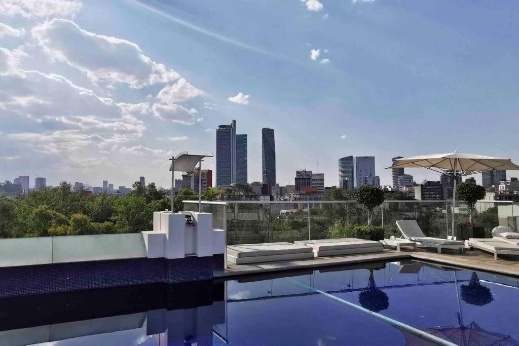 Modern Artist Apt., Overlooking Parque Espana Apartment