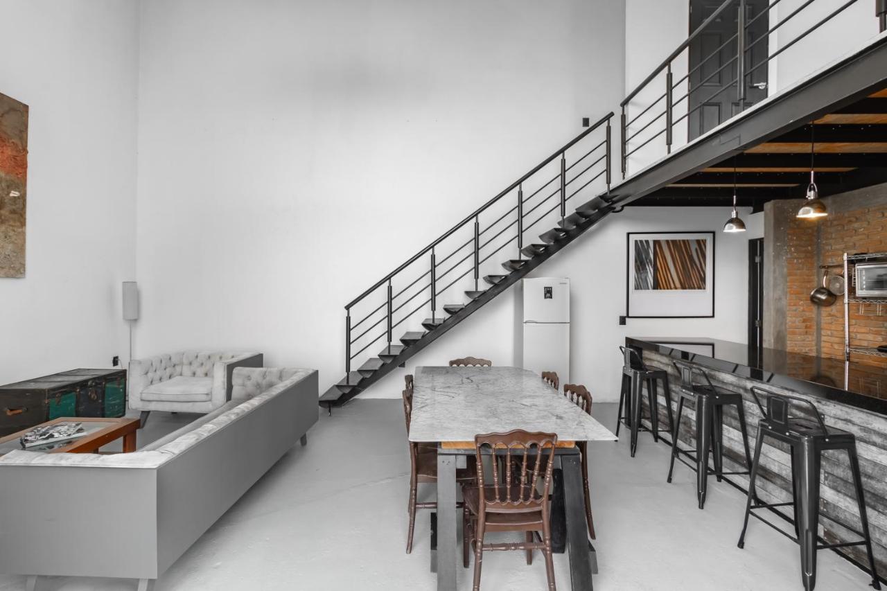 Loft Panoramico: Estilo Industrial Cerca De Santa Fe Apartment