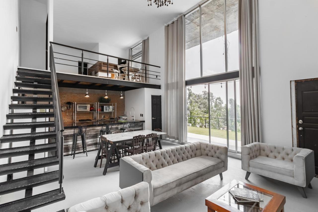 Loft Panoramico: Estilo Industrial Cerca De Santa Fe Apartment