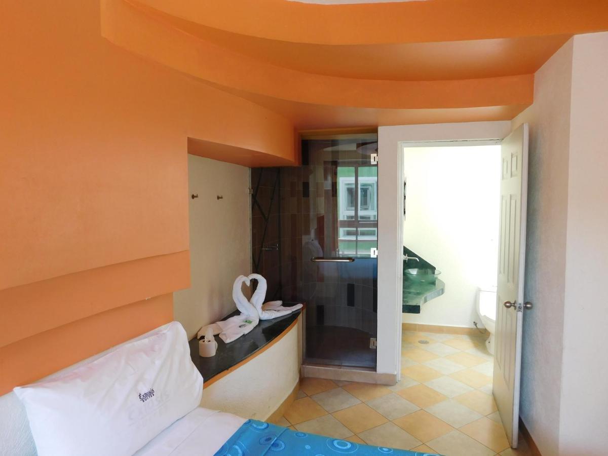Extasis Hotel 3*