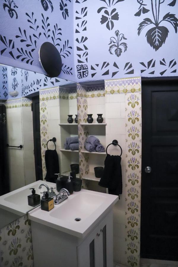 Boutique And Gallery In San Angel Bed & Breakfast *