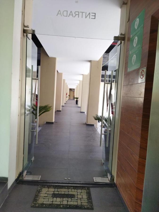 M Elite Black Hotel 4*