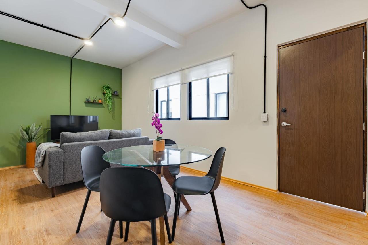 Mariano Escobedo By Vh Apartment