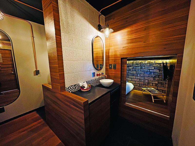 Boutique Cadillac 5*