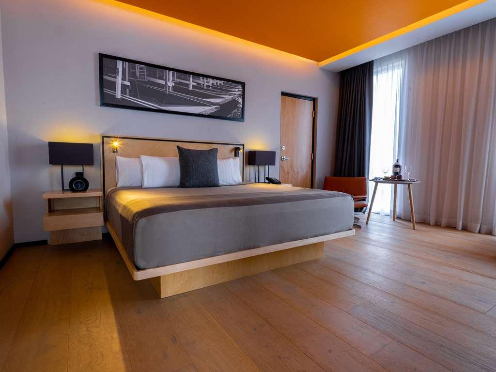 Hotel Galeria Plaza San Jeronimo