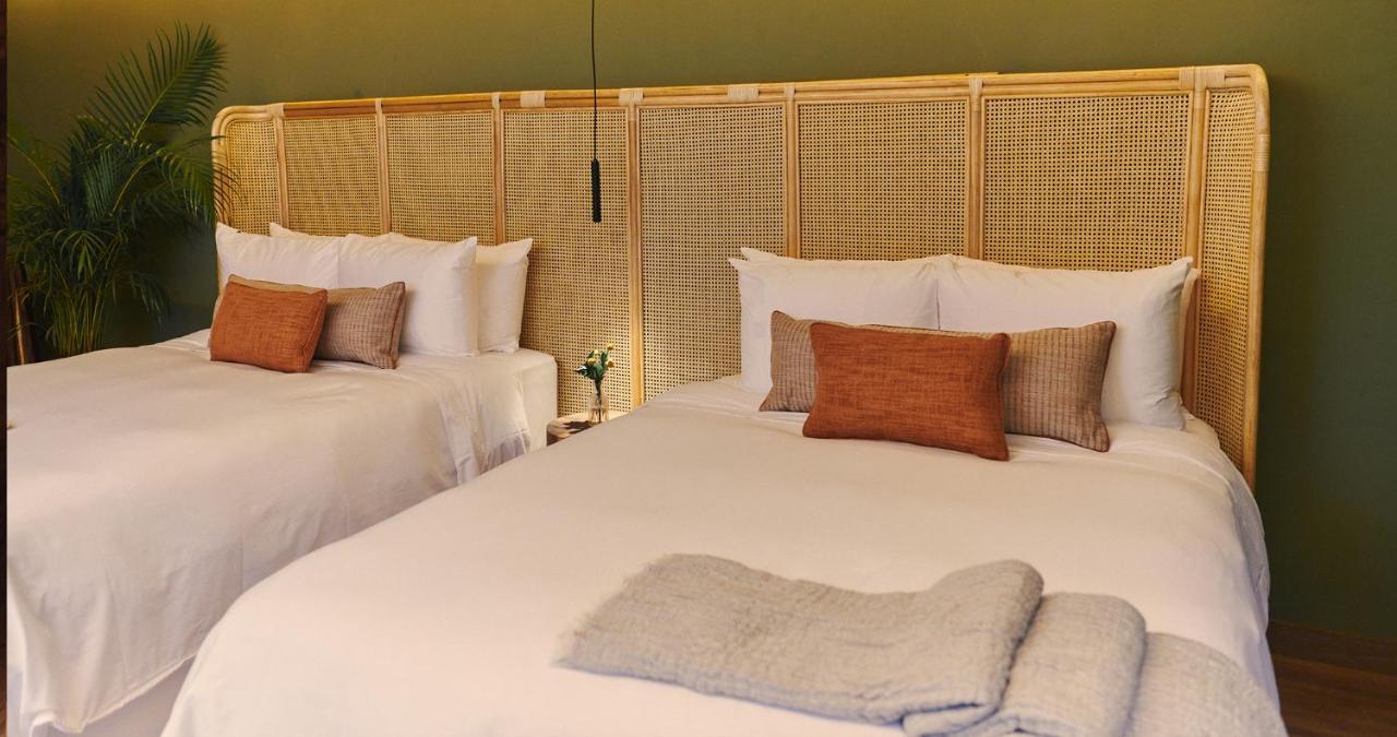 Hotel Casa Izeba 5*