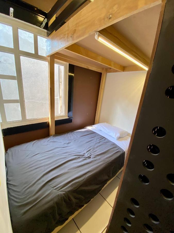 Hostal Roomies Centro Medico *