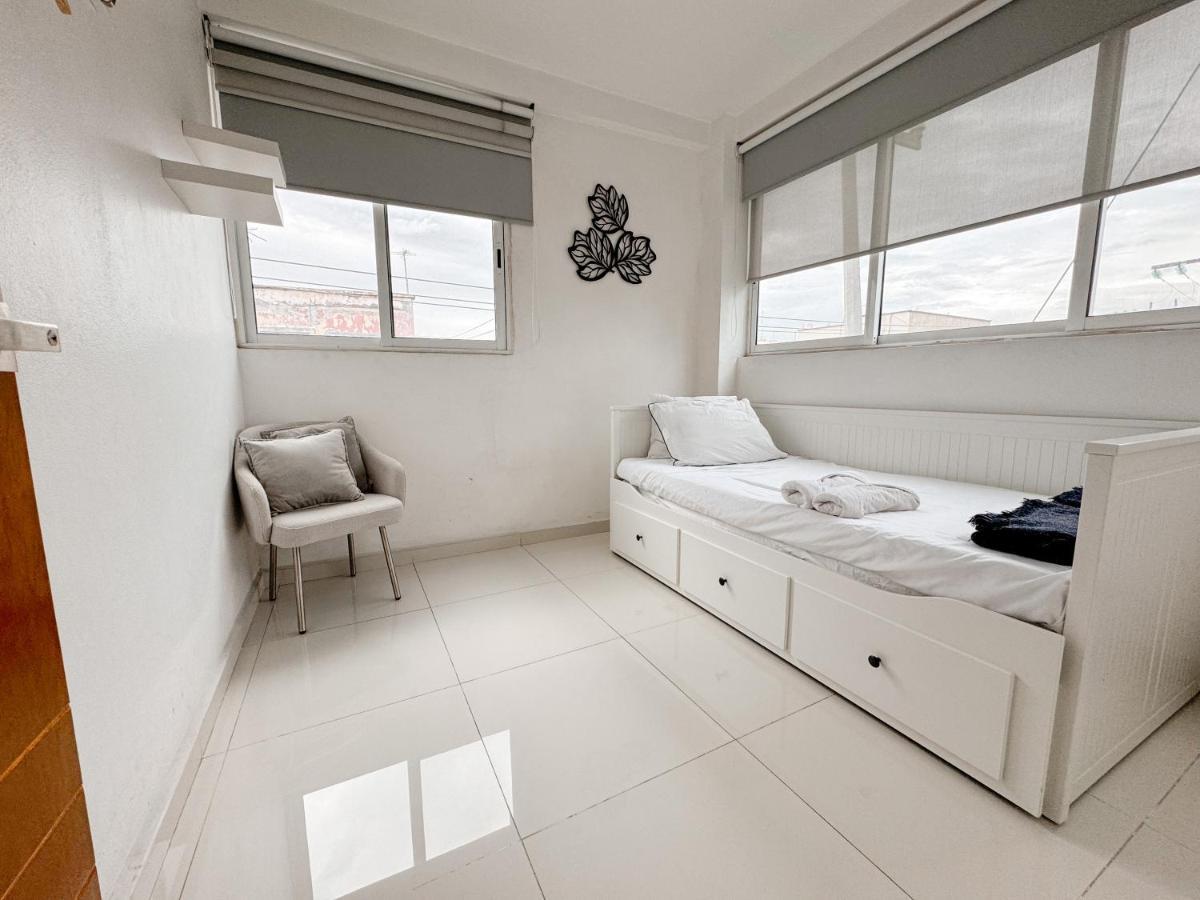 Beautiful Apartment, Airport, Downtown, Foro Sol *