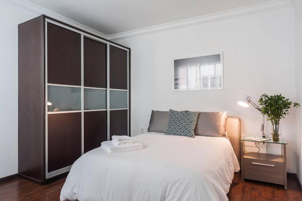 Condesa Campeche 8 Urban Elegance 2br 1ba With Large Living Areas Mexico City