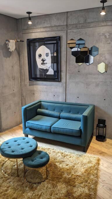 A Hip Modern Gem In El Centro! * Mexico City