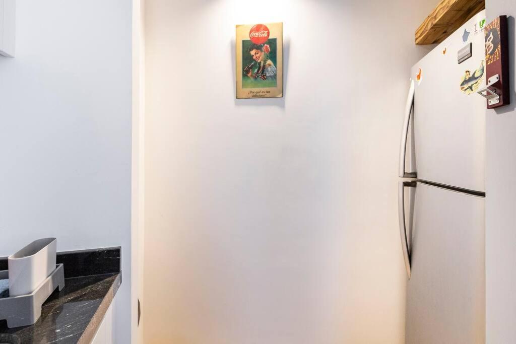 Apartment A Hip Modern Gem In El Centro! *