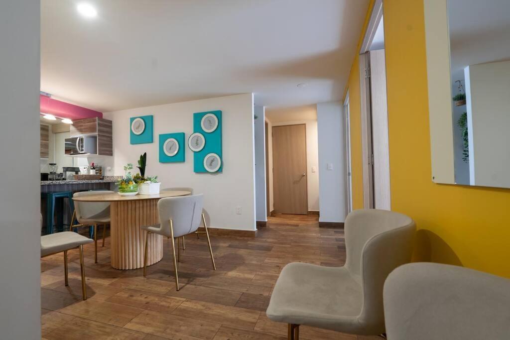 Apartment Condesa Mexican Hideway 3bd 2ba Roof 200mbps Mexico City