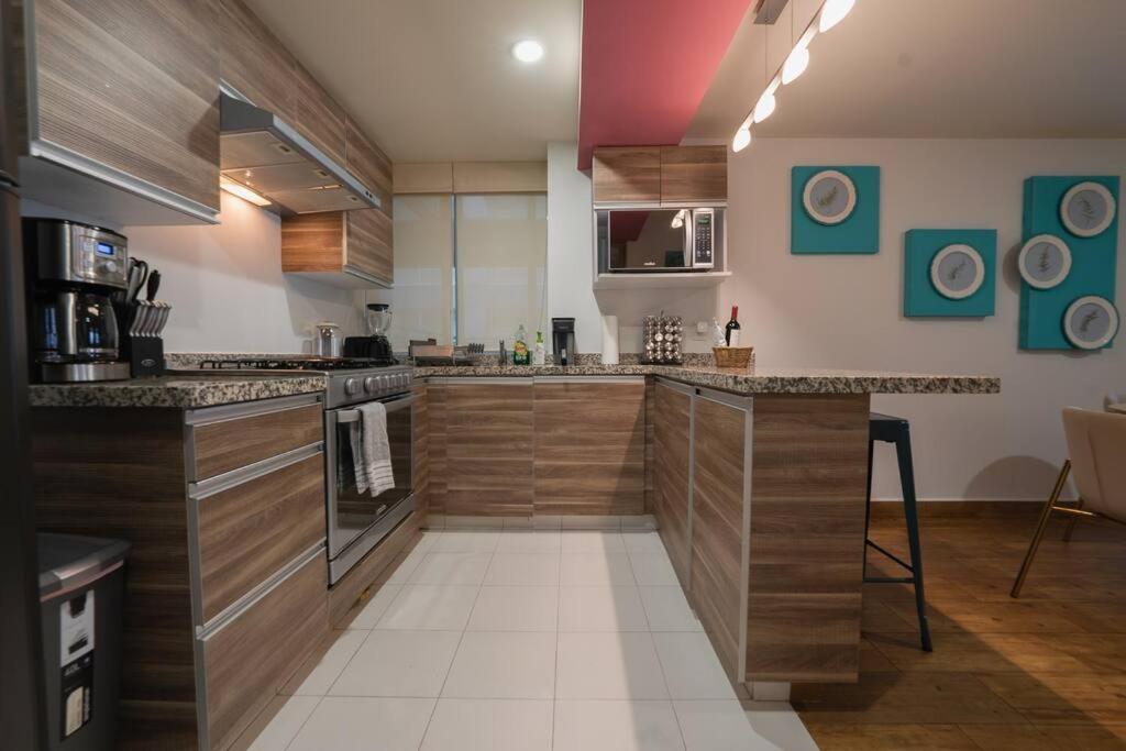 Apartment Condesa Mexican Hideway 3bd 2ba Roof 200mbps Mexico City