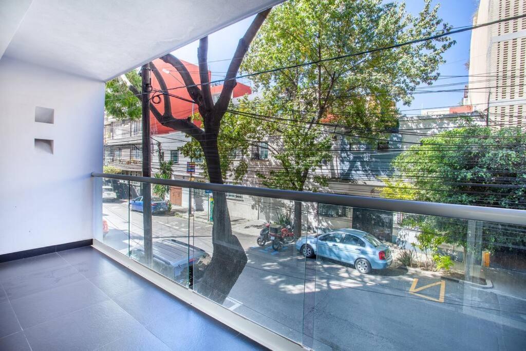 Vivalavida 3br/2ba, 200mb