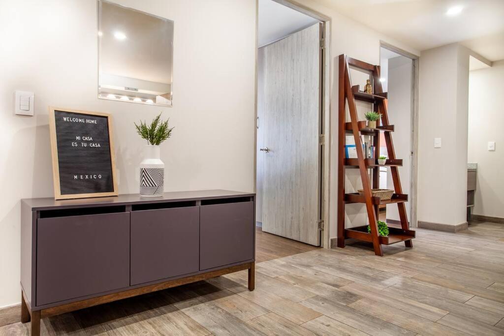 Vivalavida 3br/2ba, 200mb Apartment *