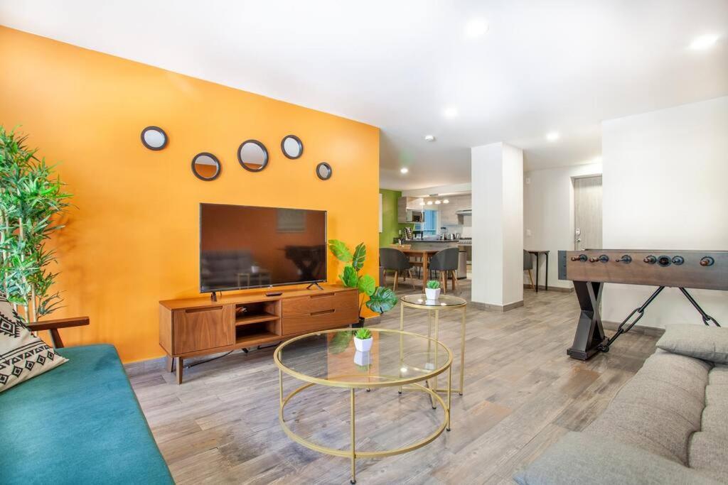 Vivalavida 3br/2ba, 200mb