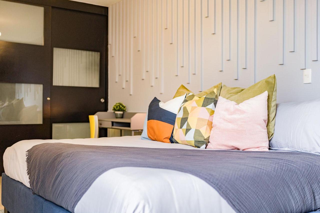 New Cheerful Family Friendly Roma Norte Apartment Mexico City