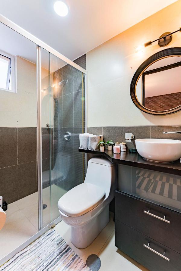New Cheerful Family Friendly Roma Norte Apartment Mexico City