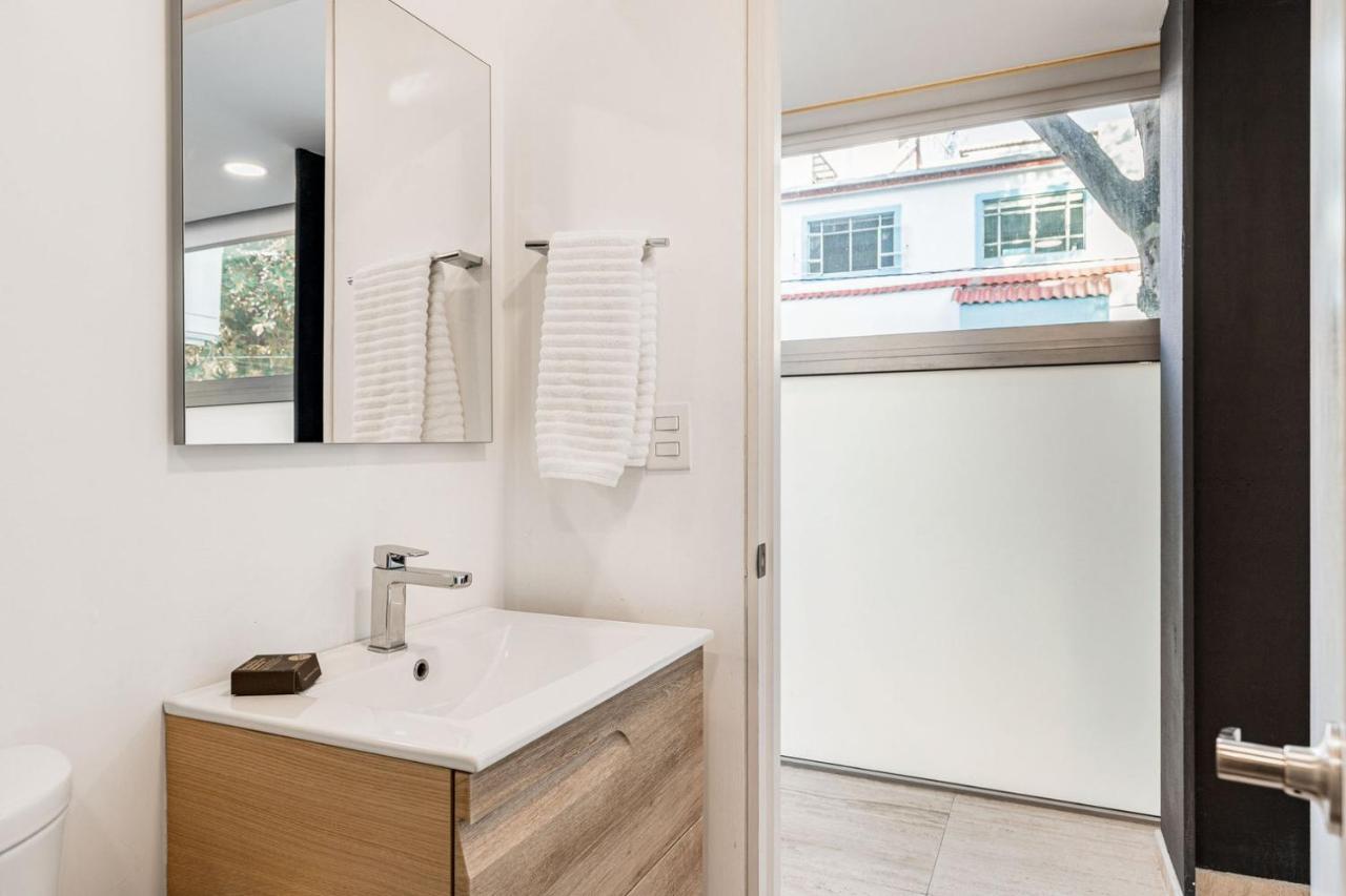 Apartment Benjamin Franklin 175, In Condesa By Blueground Mexico City
