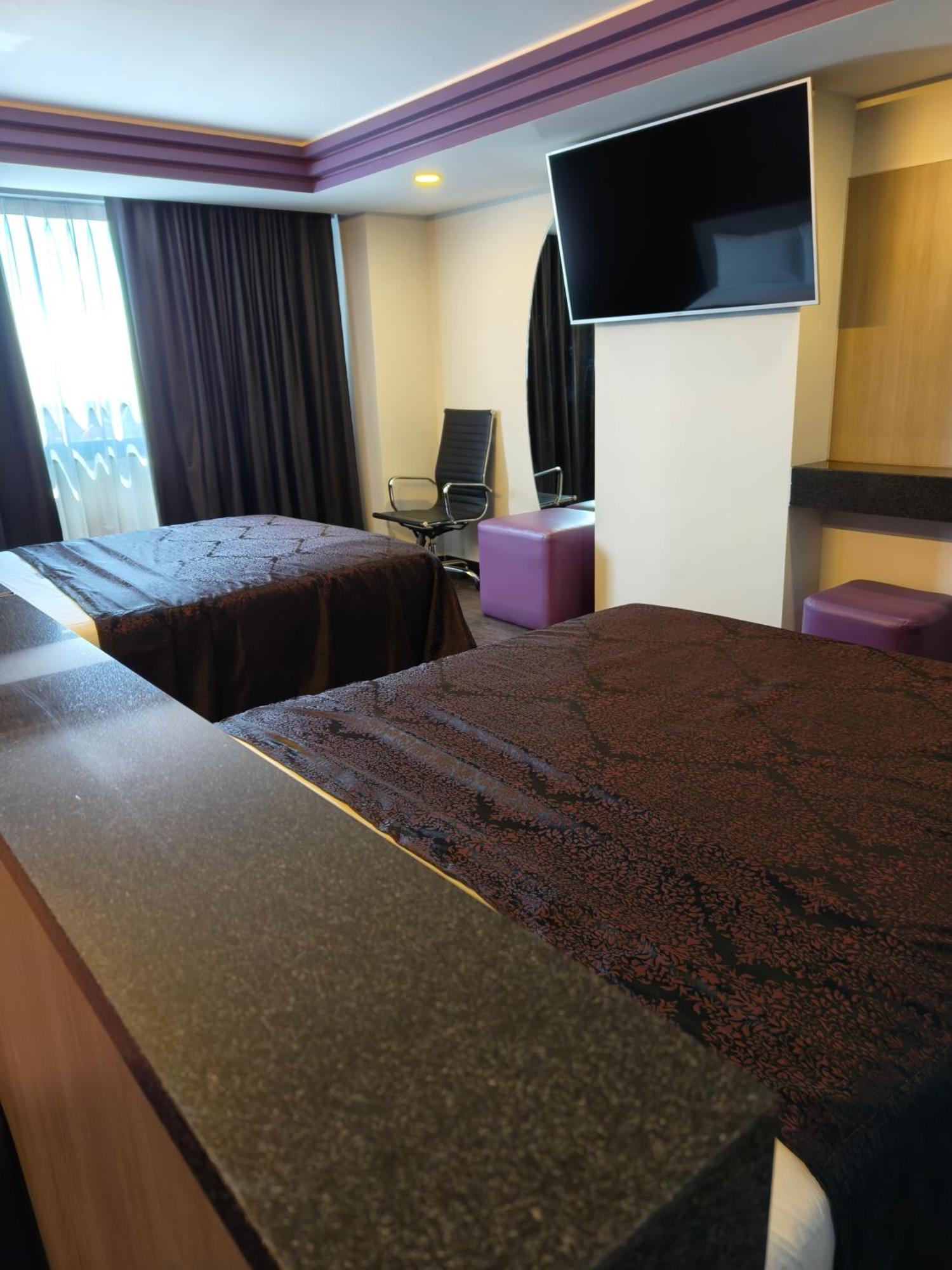 Max Hotel 3*