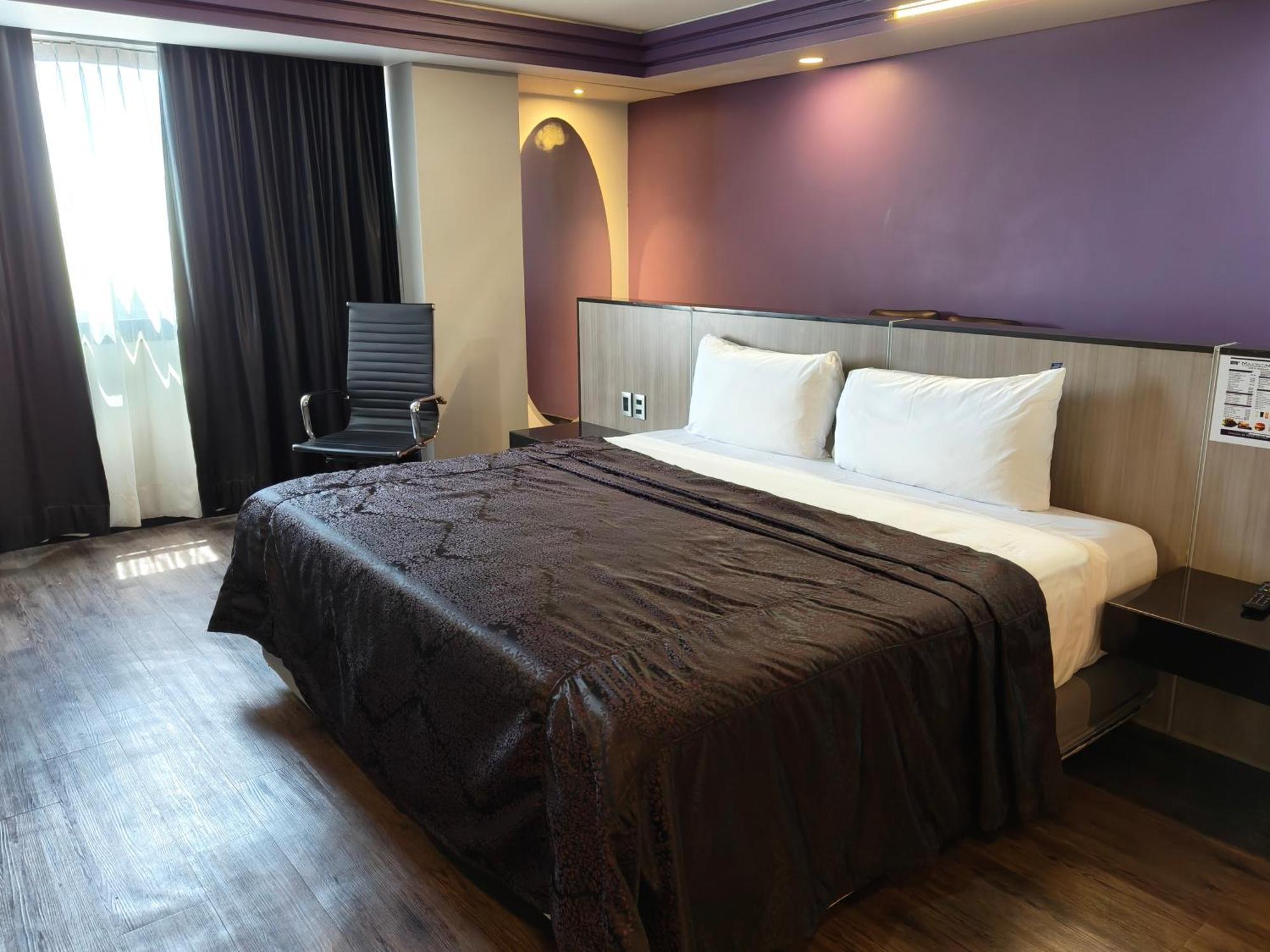 Hotel Max 3*