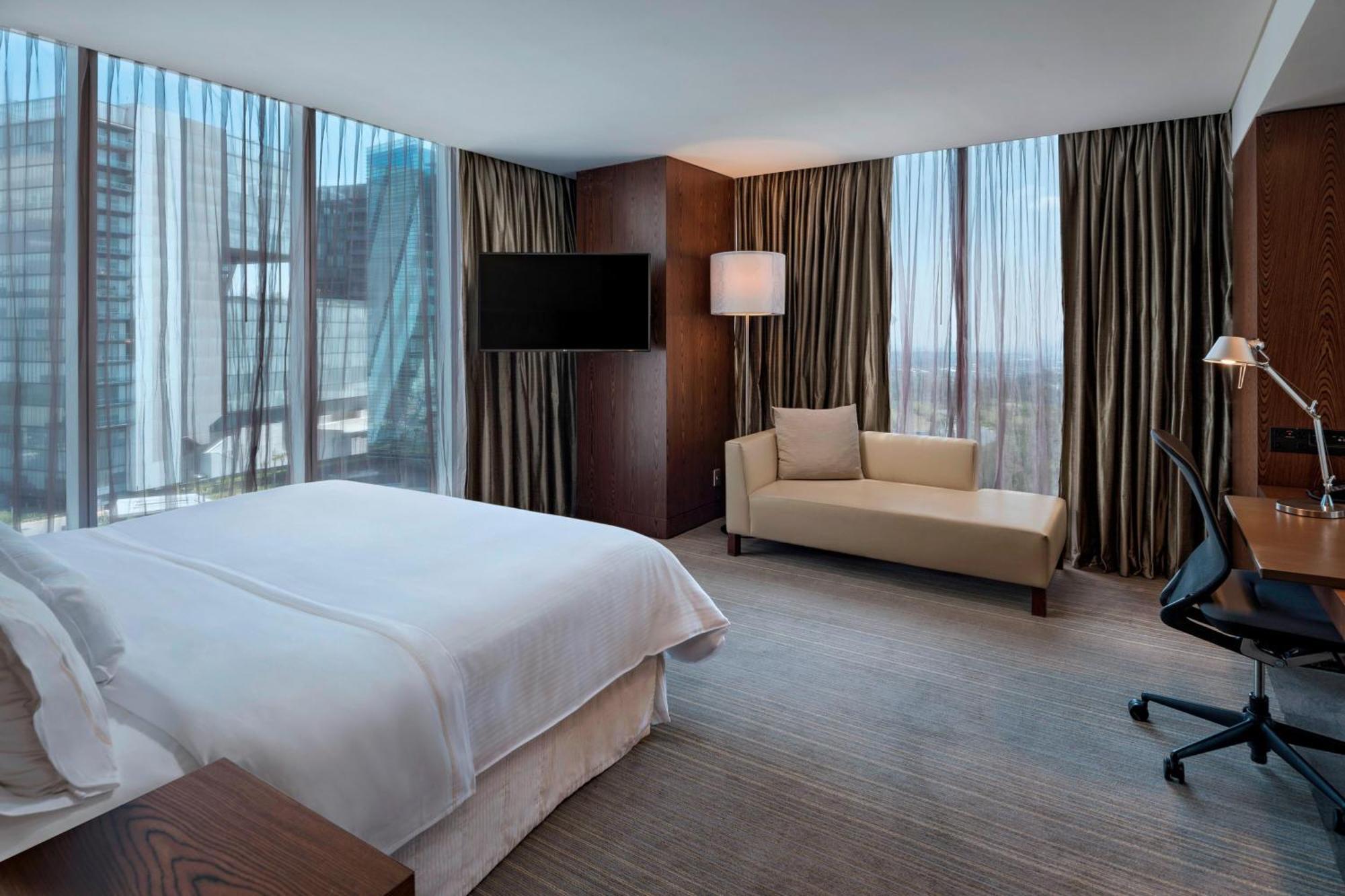 The Westin Santa Fe, 5* Mexico City