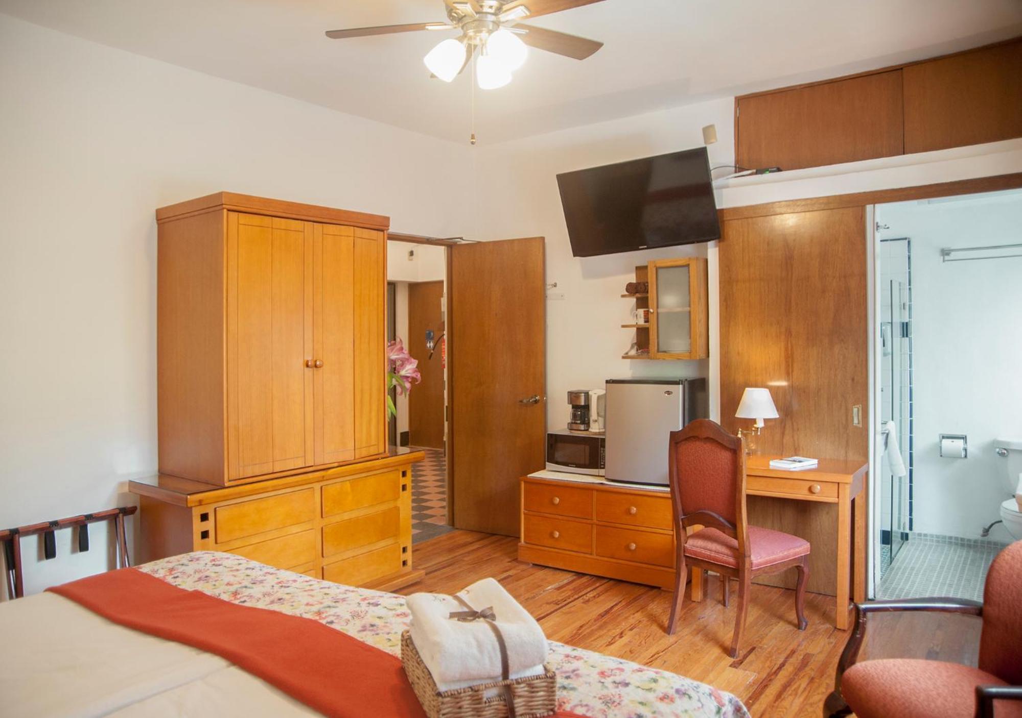 Hotel Del Carmen, Coyoacán 3*