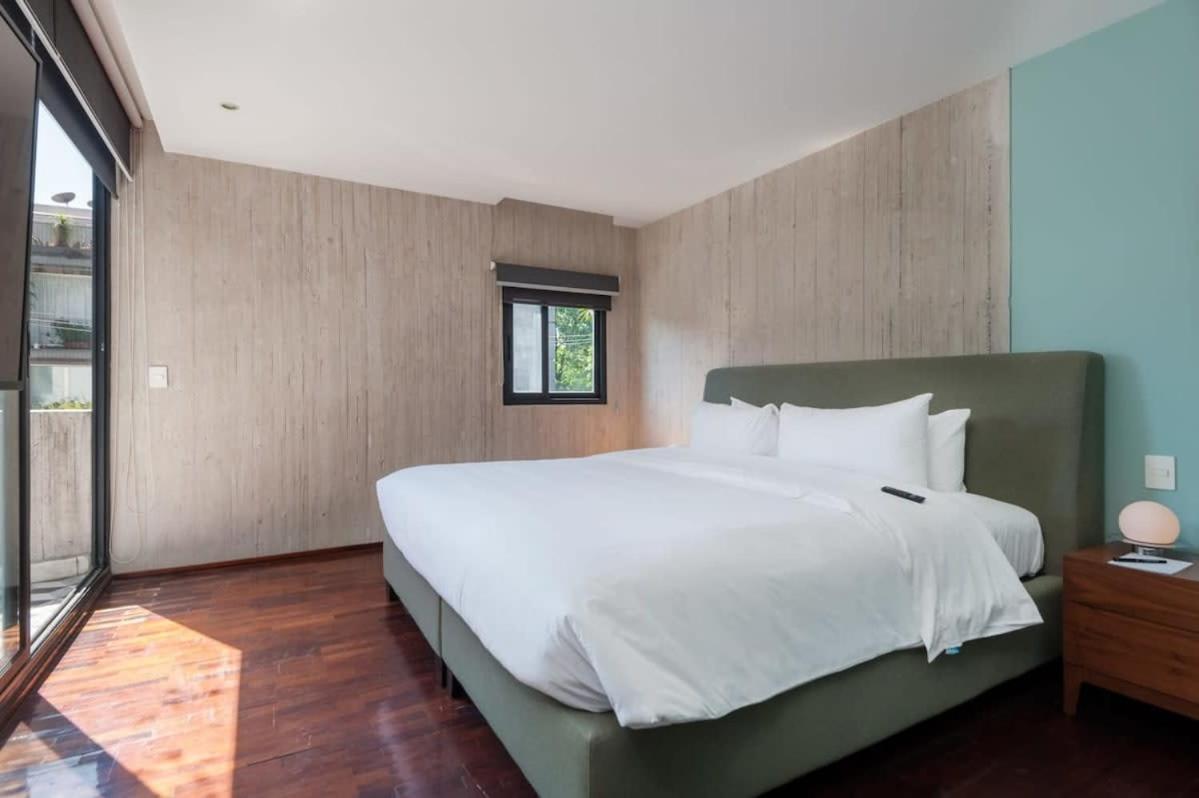 Spectacular 2br Duplex In Roma Norte *