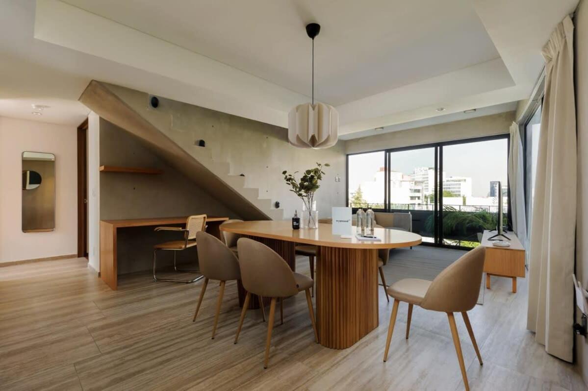 Charming 2br Penthouse With Terrace In Cuauhtemoc *