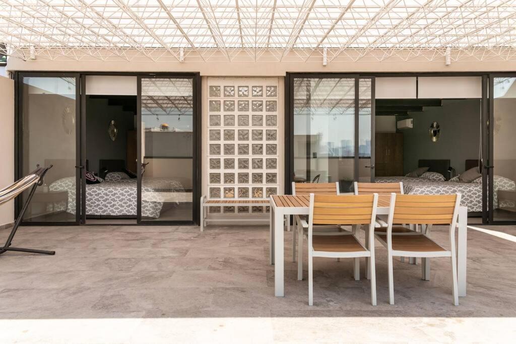1ph Hidden Gem In Centro Fits 10 Private Terrace Holiday home Mexico City