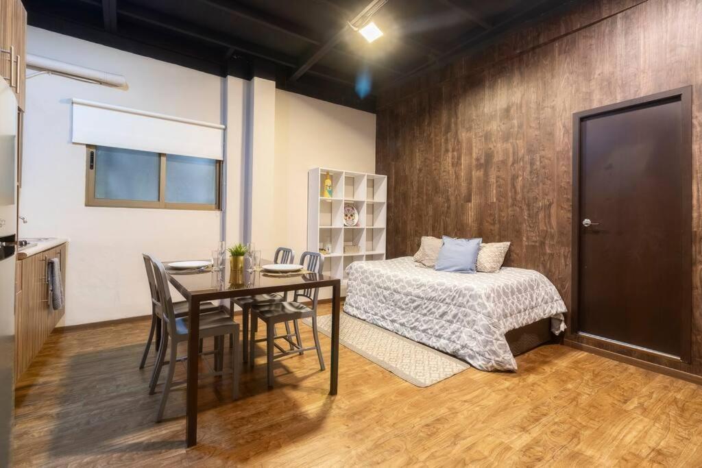 506 Great Location Ac 1bdrm 1bath Rooftop Holiday home *