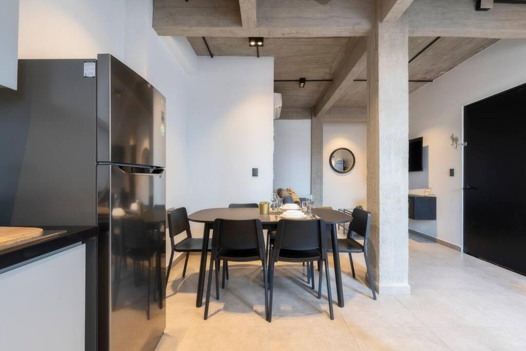 P401 Zocalo & Cathedral 2bdrm 2bath Ac