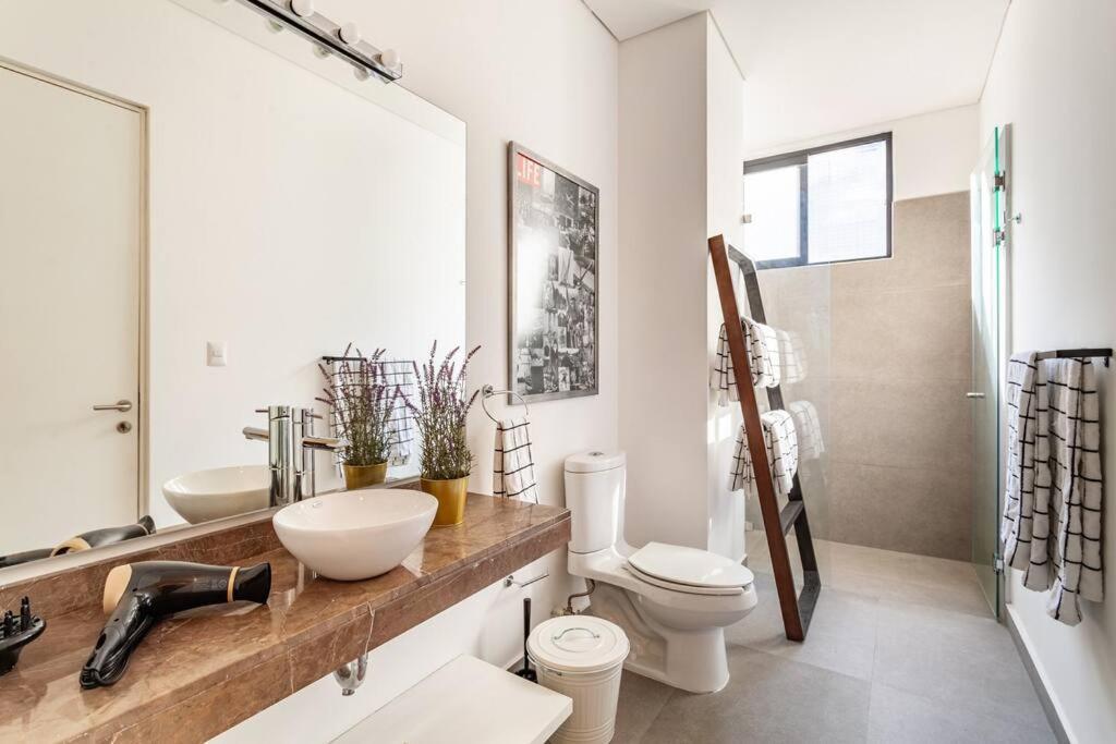 Penthouse, Terraza Privada Y Estacionamiento Apartment