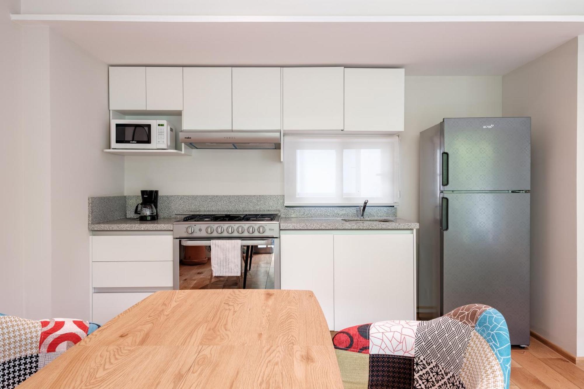 Modern La Condesa Pet Friendly