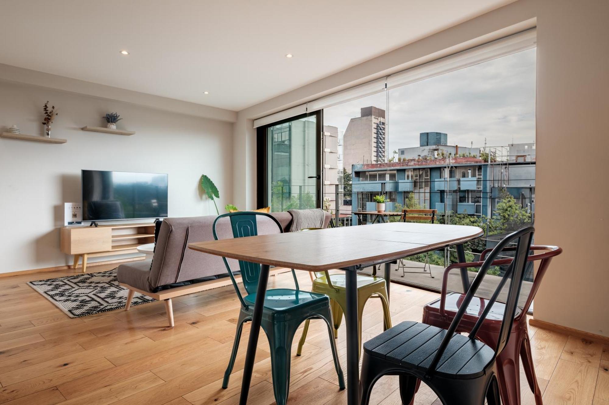 Modern La Condesa Pet Friendly Apartment *