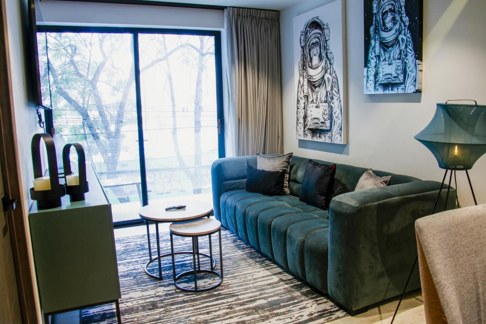 Nowness Aparthotel