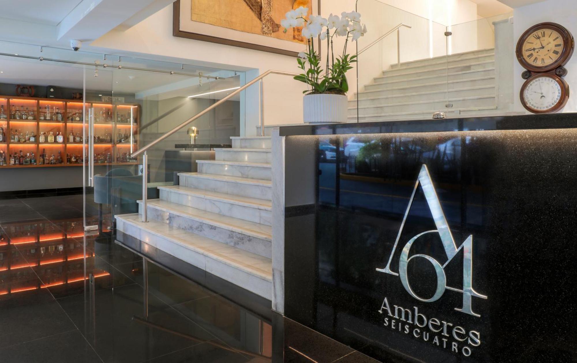 Amberes 64, Ascend Collection 4*