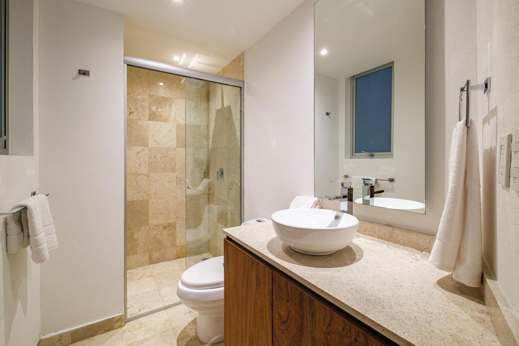 New La Condesa By Viato *