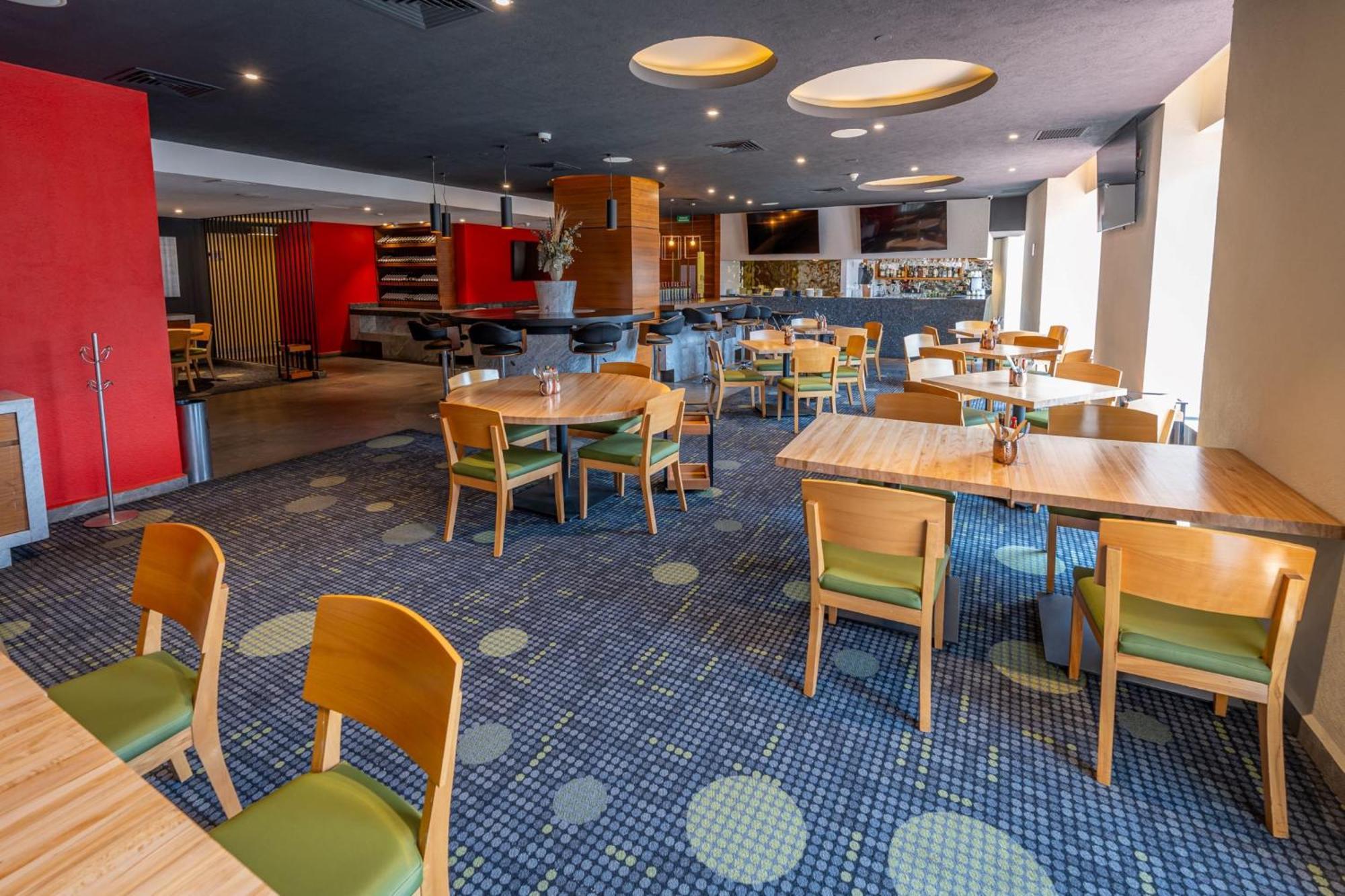 Camino Real Pedregal Hotel 5*