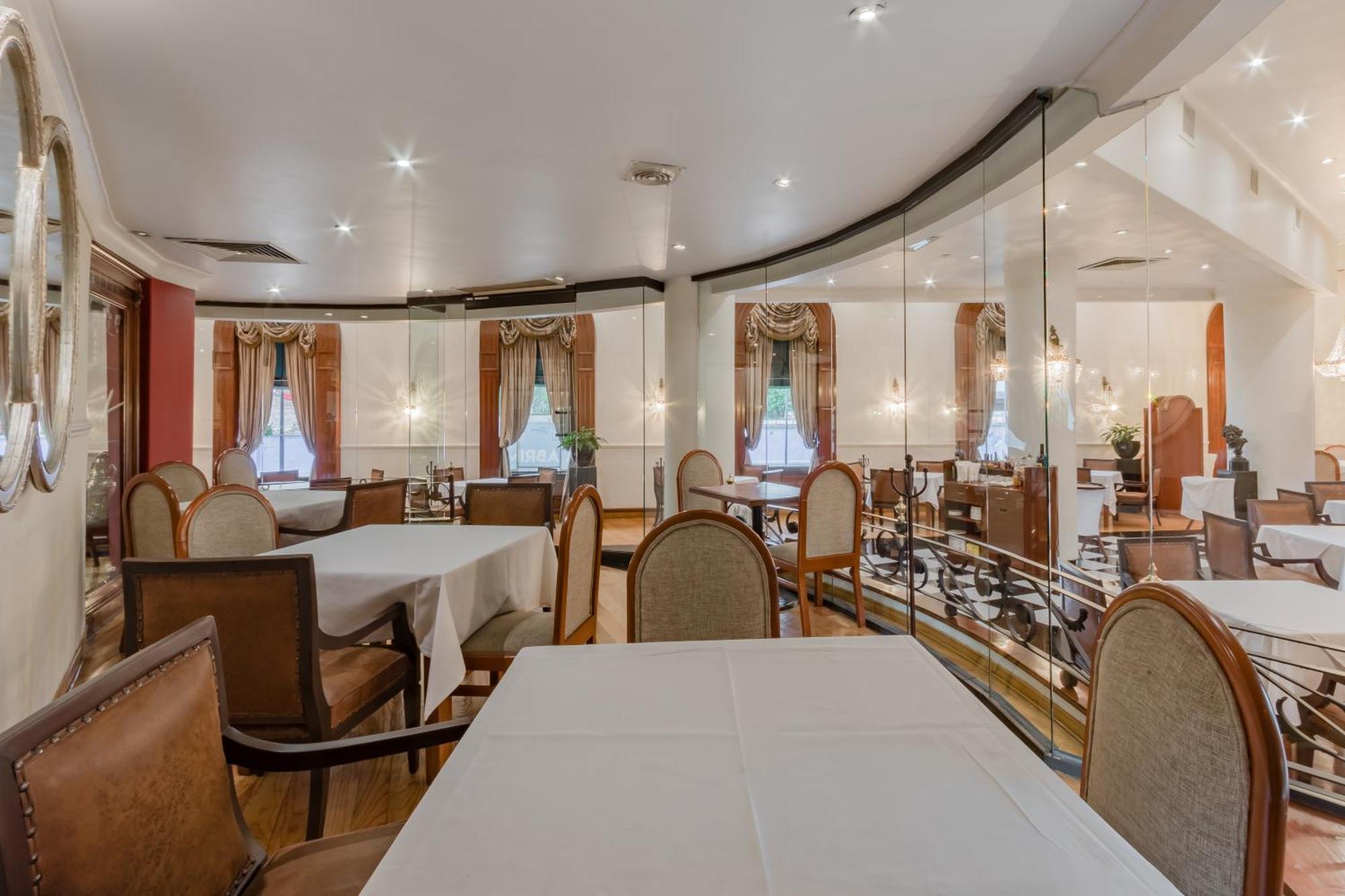 Imperial Reforma 4*