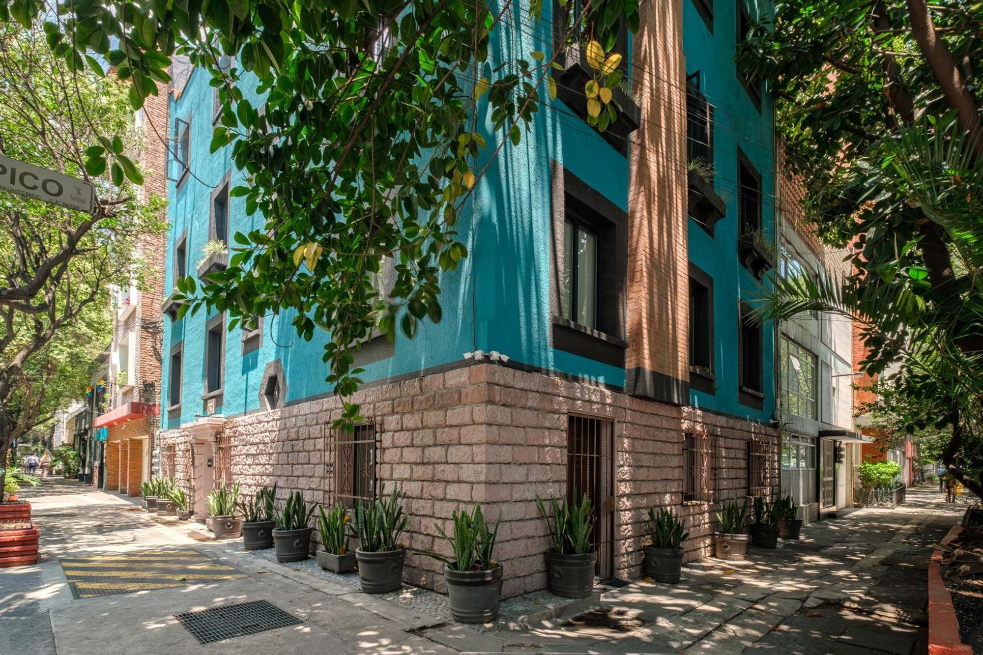 Condesa Square
