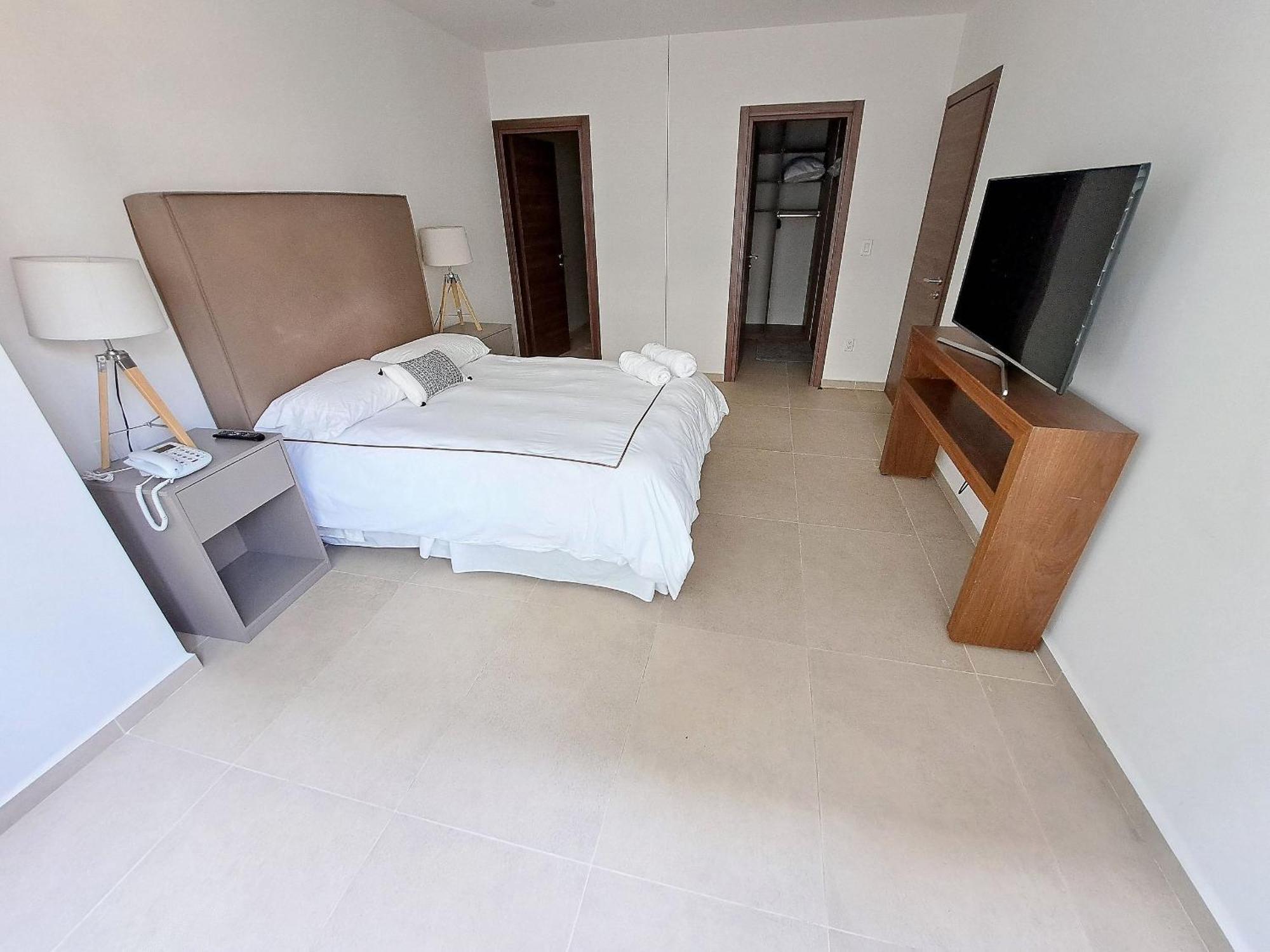 Vive Magnate En Res. Carso Junto Plaza Antara Apartment *