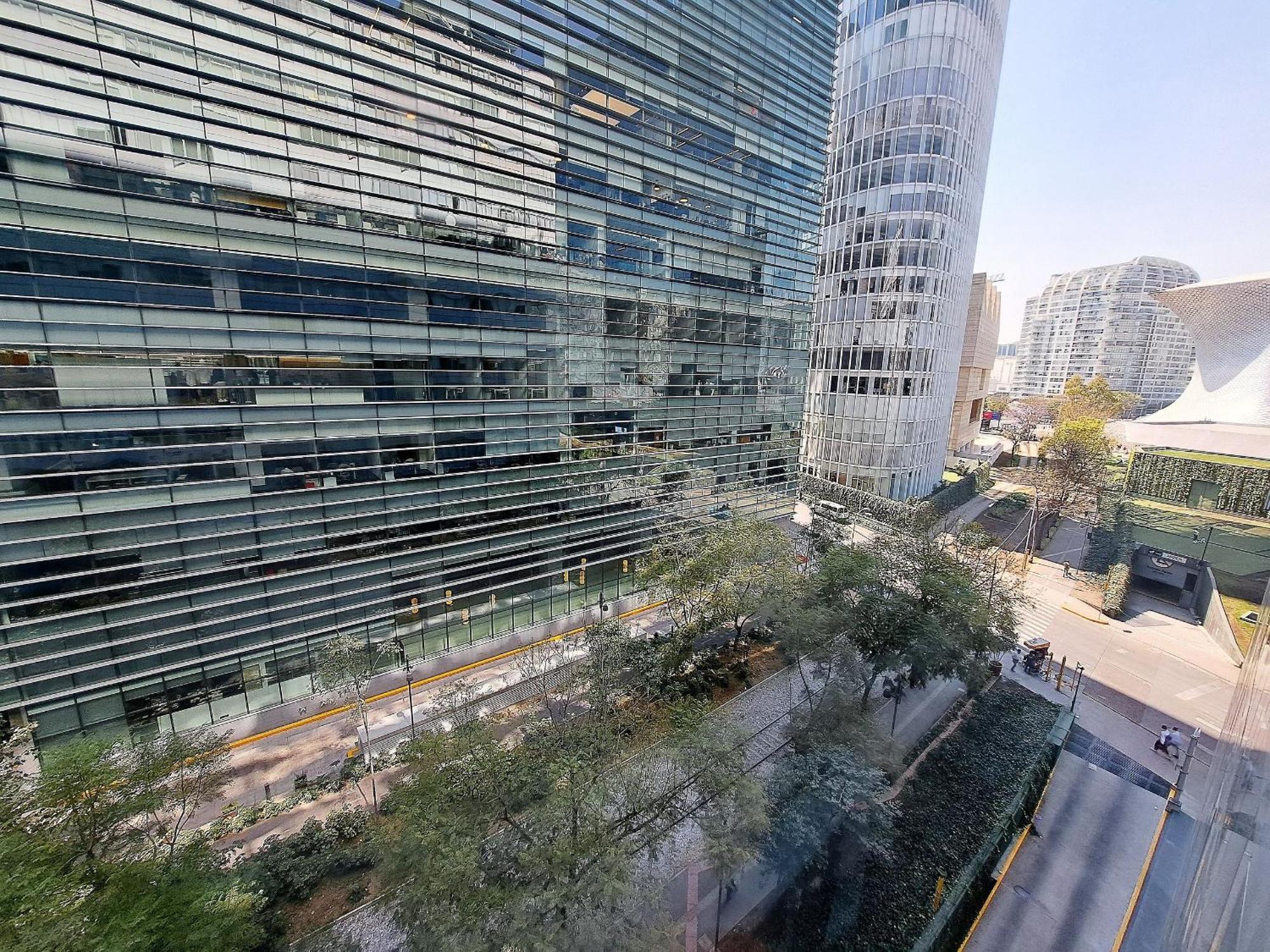 Vive Magnate En Res. Carso Junto Plaza Antara * Mexico City
