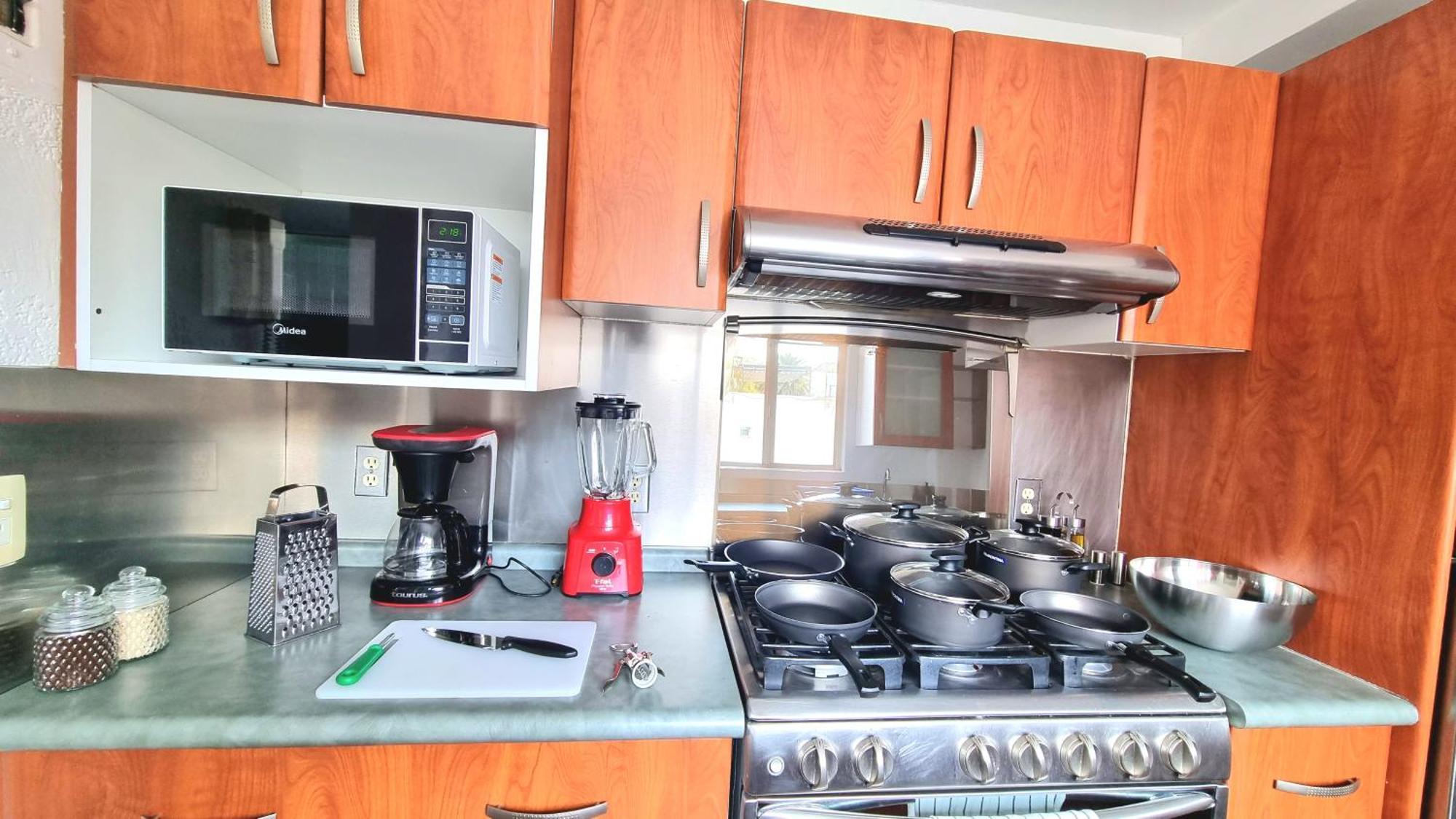 Apartamento Big & Comfy, King And Queen-size Beds, And Parking Lot *