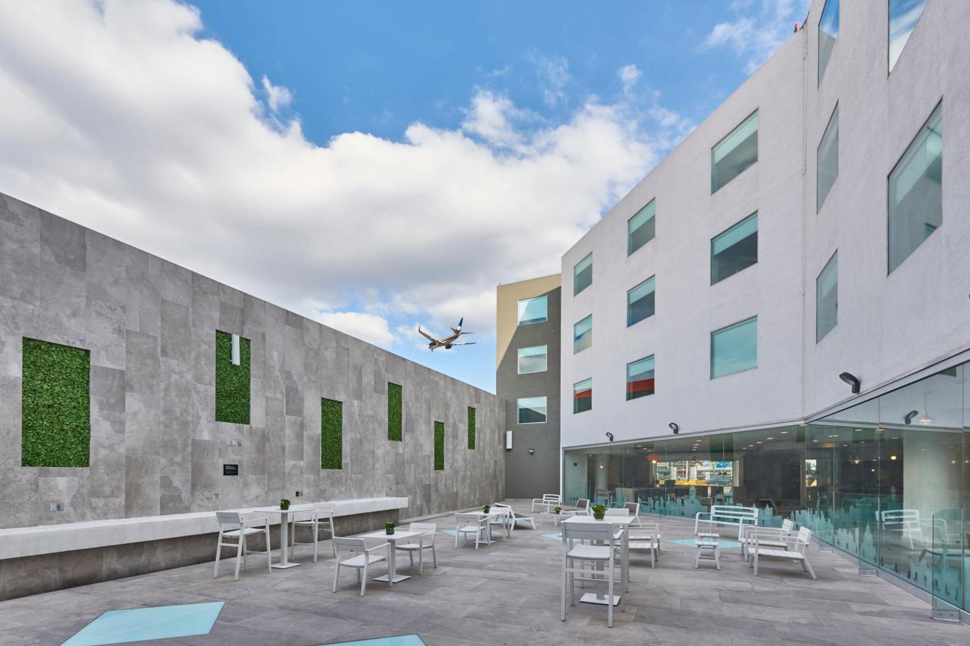 Hotel City Express By Marriott Ciudad De Mexico Aeropuerto 4*