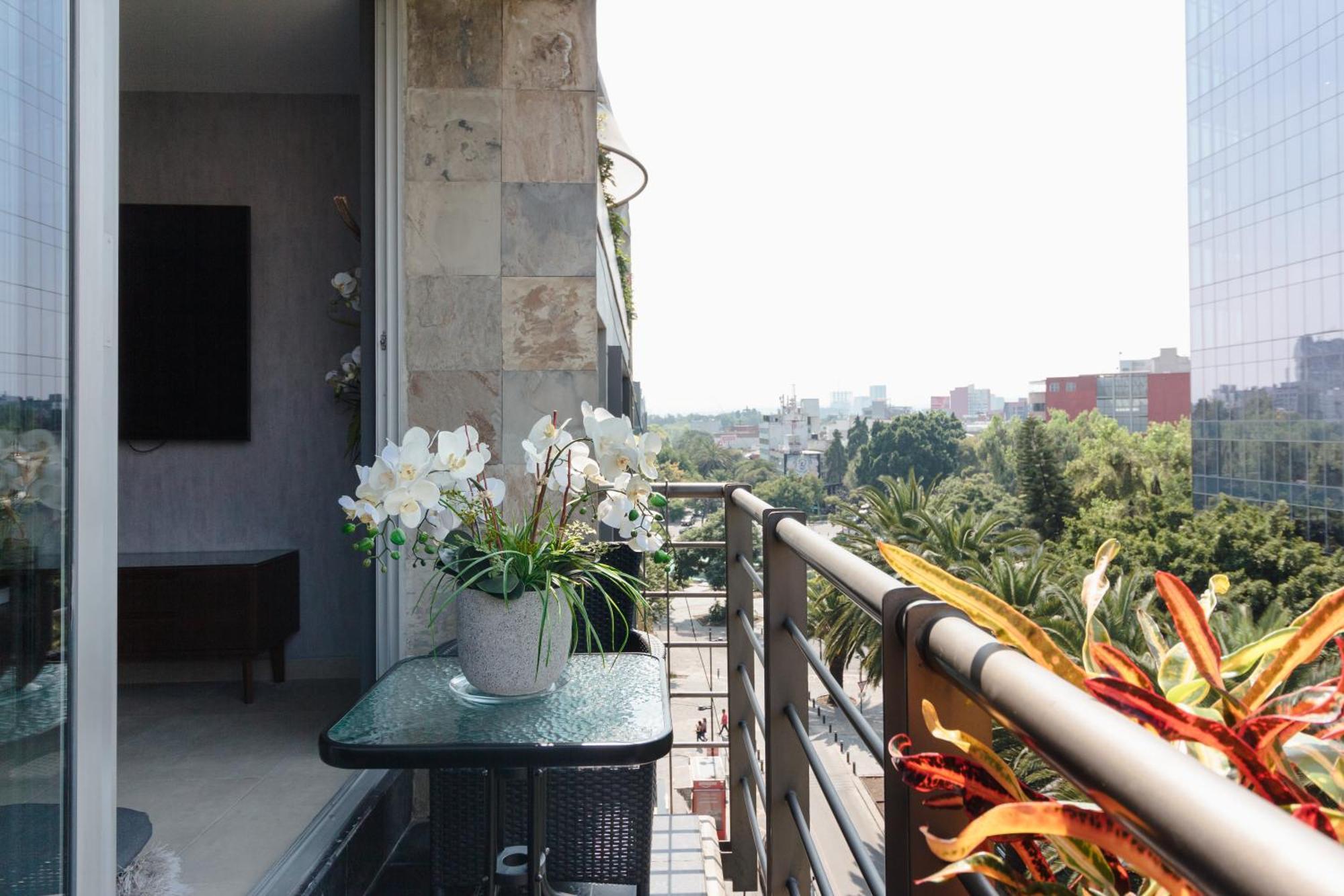 Apartment 4 High-end With A Private Rooftop In Exclusive Roma Norte For Up To 22 Guests *